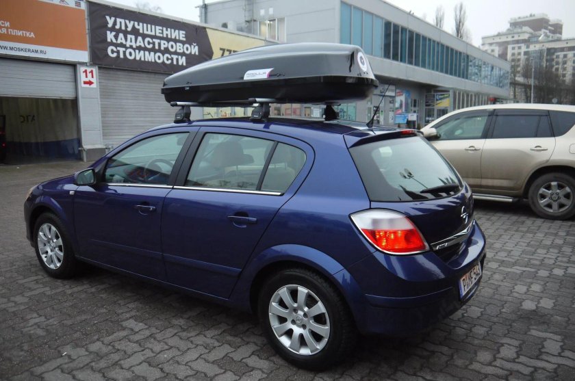 Opel Astra h багажник