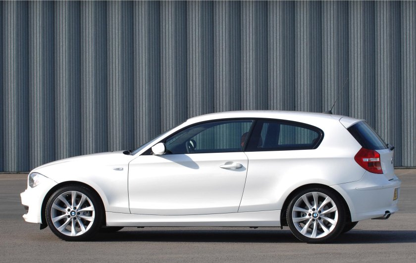 BMW 1 купе хэтчбек
