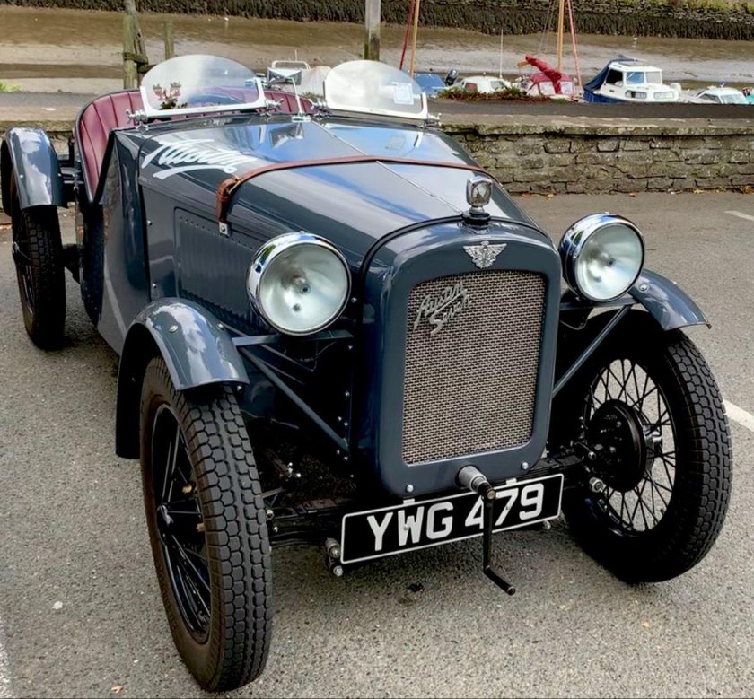 Старые автомобили