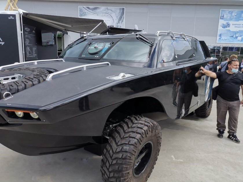 Автомобиль амфибия Дрозд