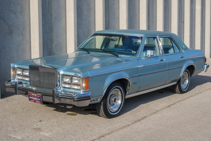 Lincoln versailles 1978