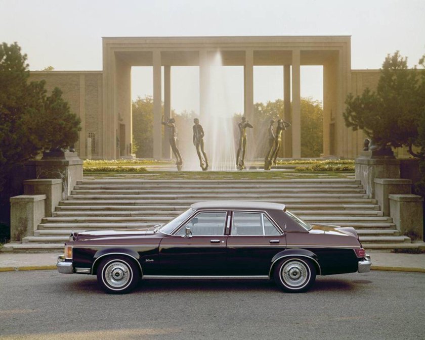 Lincoln Versailles 1977