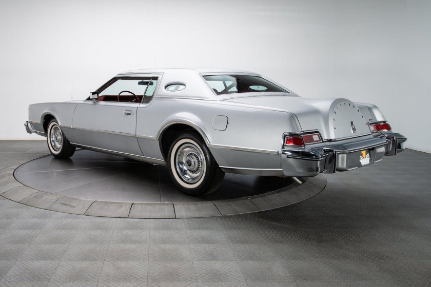 Lincoln Mark 5 (1976)