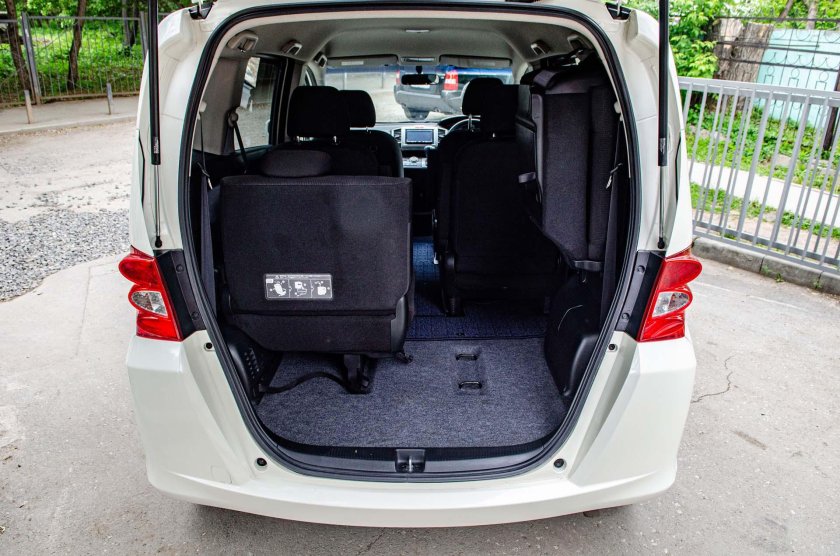 Хонда Фрид 2010