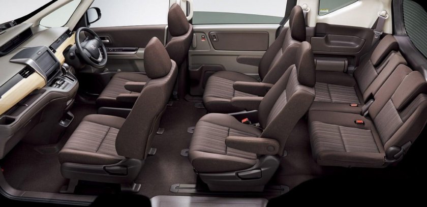 Хонда Фрид 2 салон