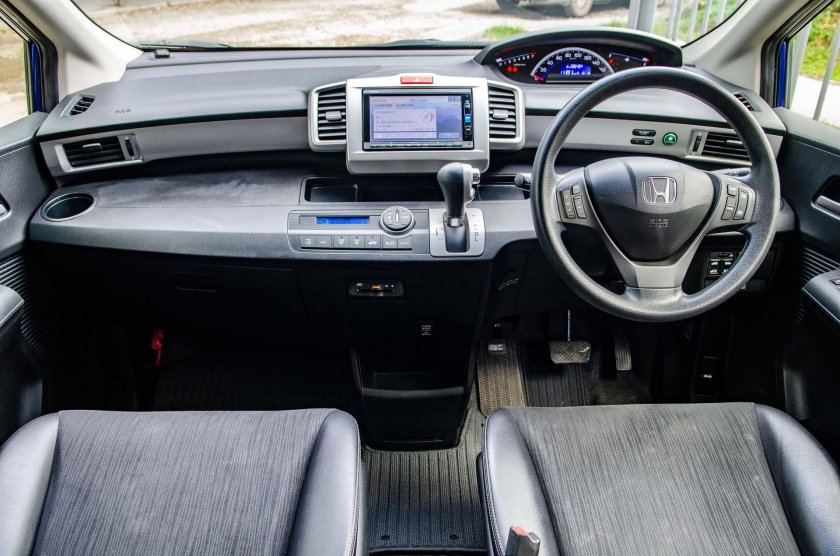 Хонда Фрид 2012