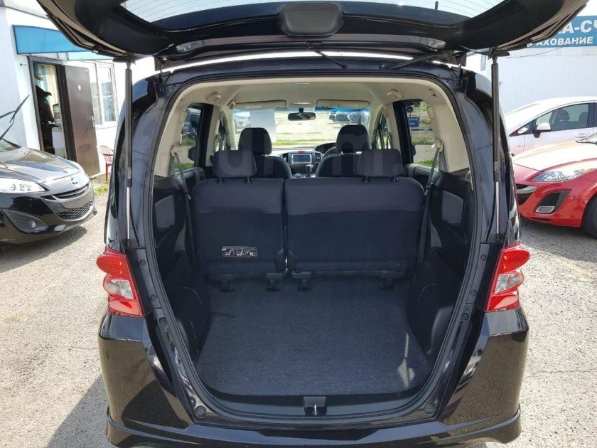 Honda freed 7 мест багажник