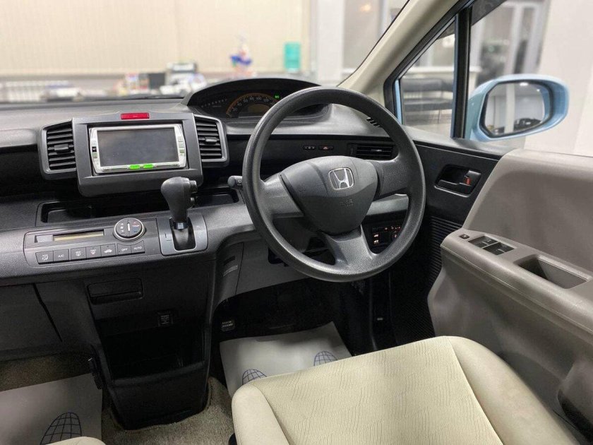 Honda freed 2009