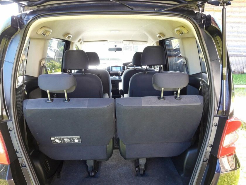 Honda freed 5 местная