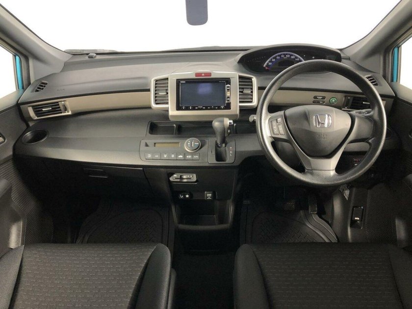 Honda freed 2013