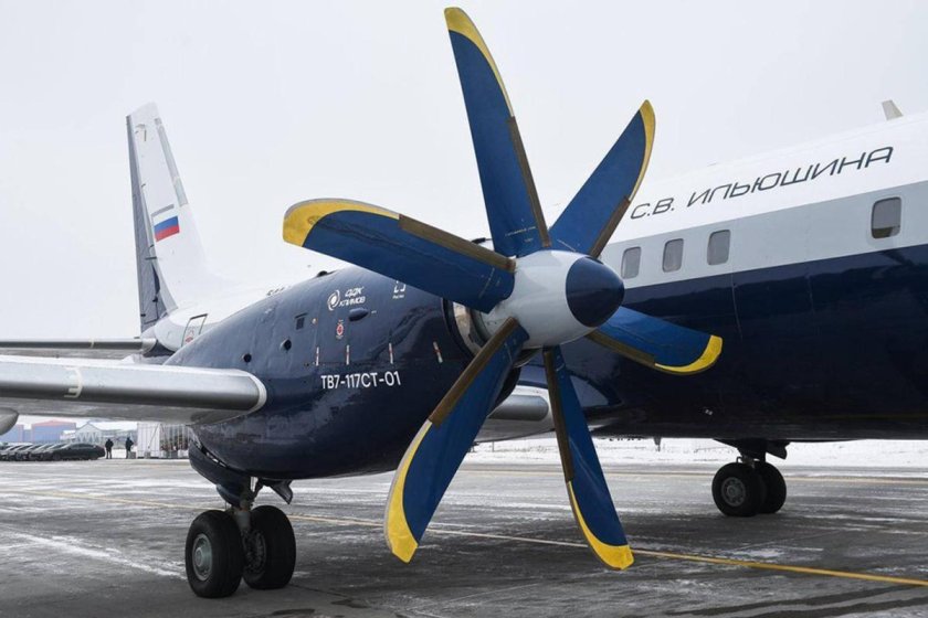 Турбовинтовой самолет ил 114 300
