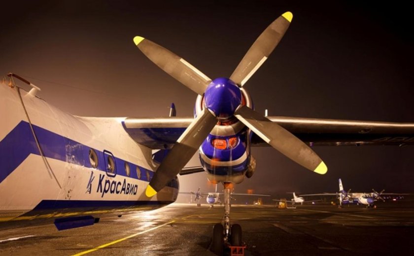 Самолет ил-114-300