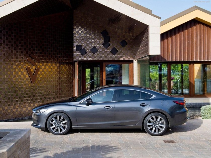 Мазда 6 с прицепом