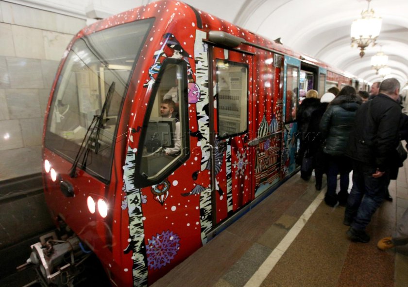 Путешествие в Рождество поезд