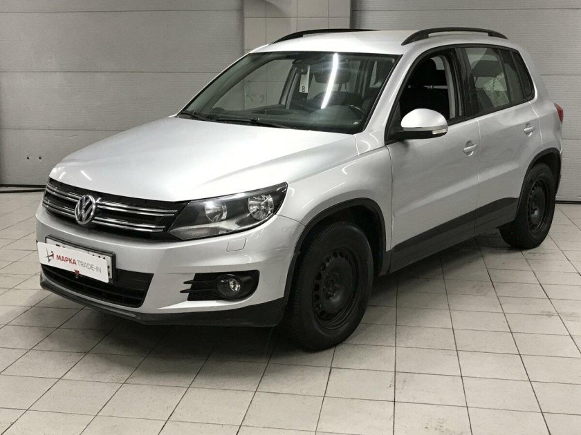 Volkswagen Tiguan серебристый