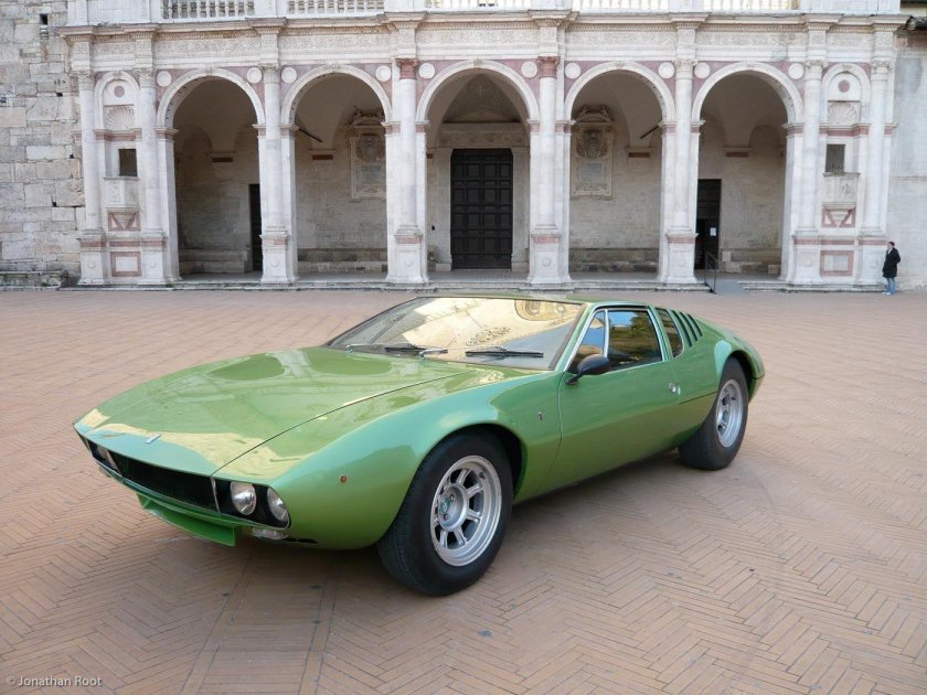 De Tomaso Mangusta