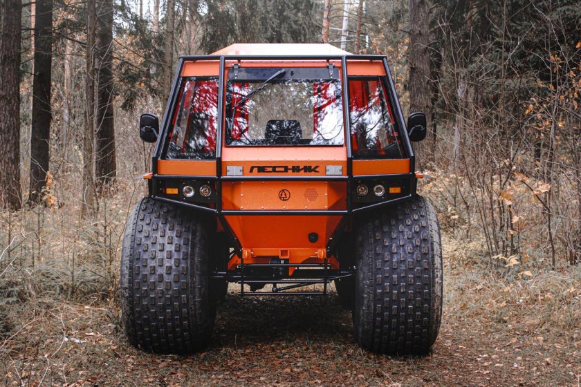 Лесник Север болотоход