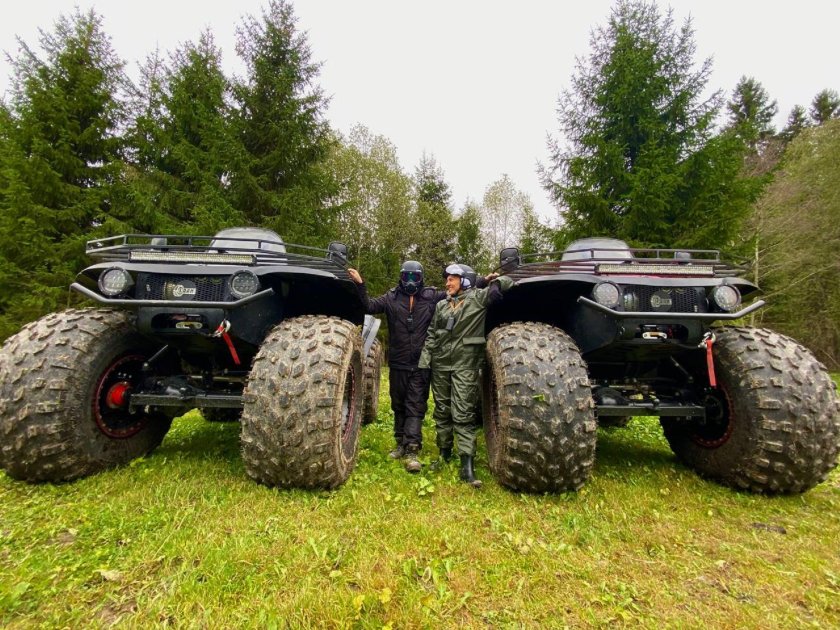 Плавающий квадроцикл