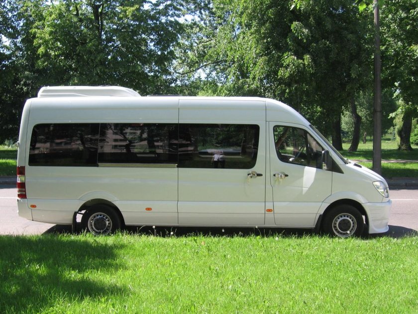 Микроавтобус МАЗ