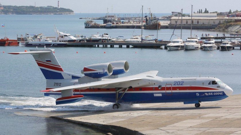 Самолёт-амфибия бе-200чс
