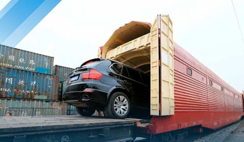 Вагон-автомобилевоз РЖД