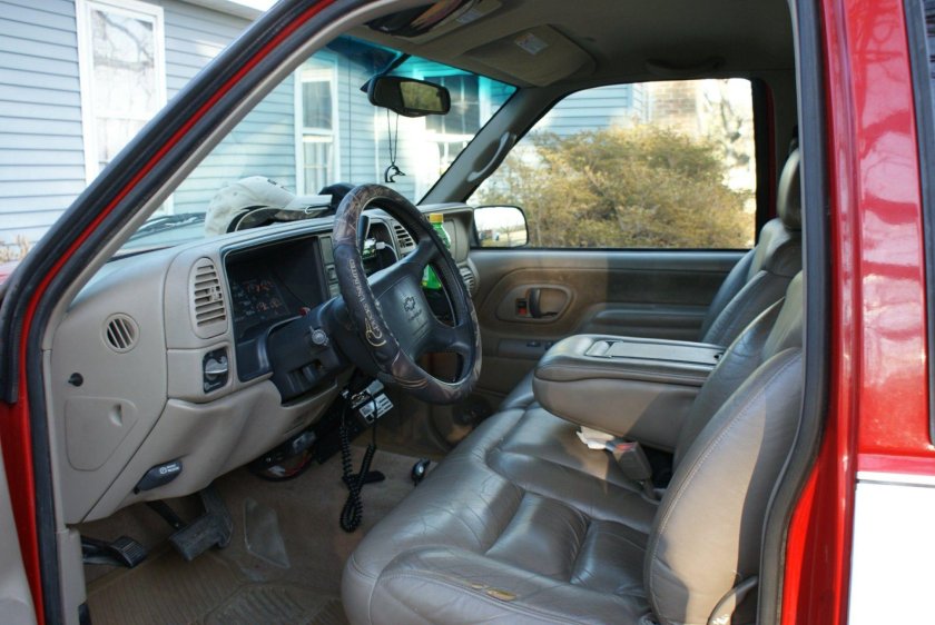 Chevrolet tahoe 1995 interier