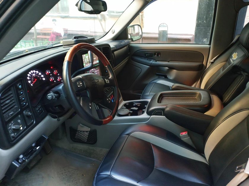 Шевроле Тахо 840 салон