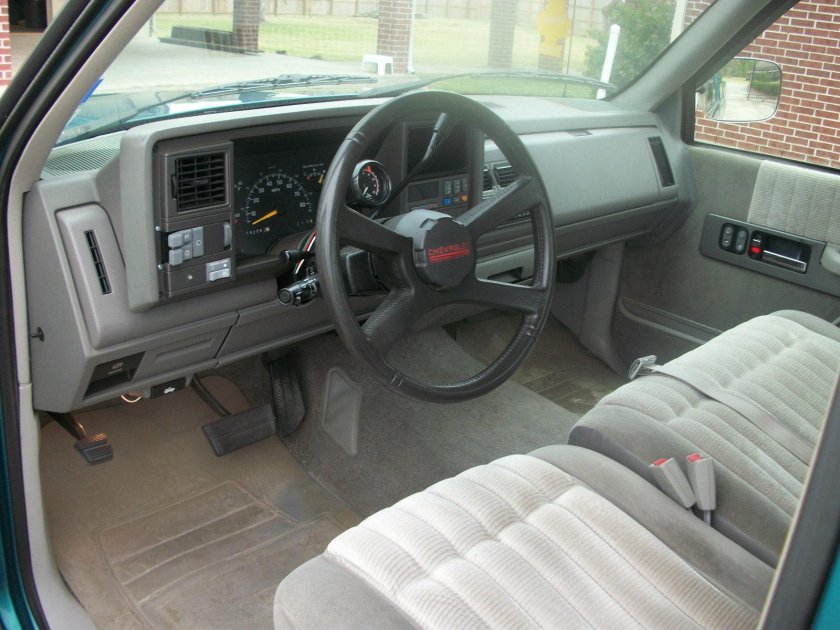 Chevrolet silverado 1988 салон