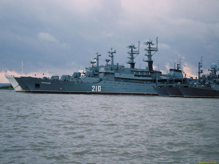 Смольный корабль Балтийского флота