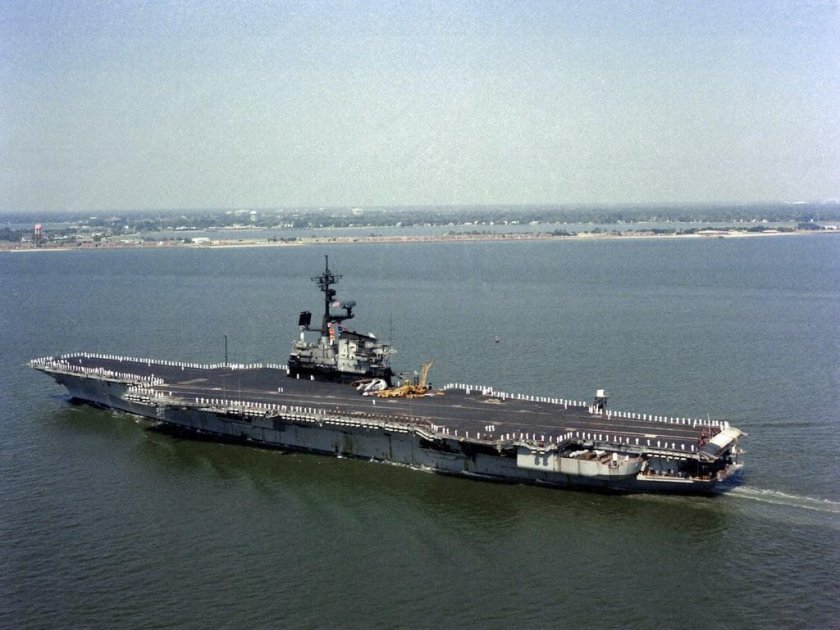 Авианосец Калининград