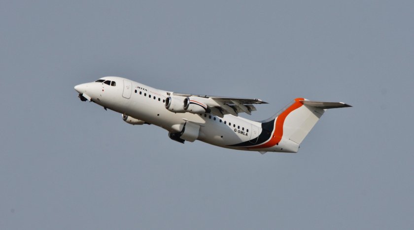 Bae 146 кабина