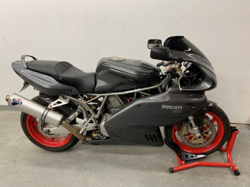 Ducati 900ss 2002