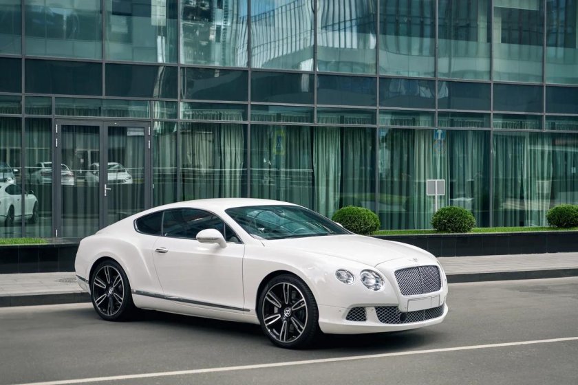 Бентли белая Continental gt