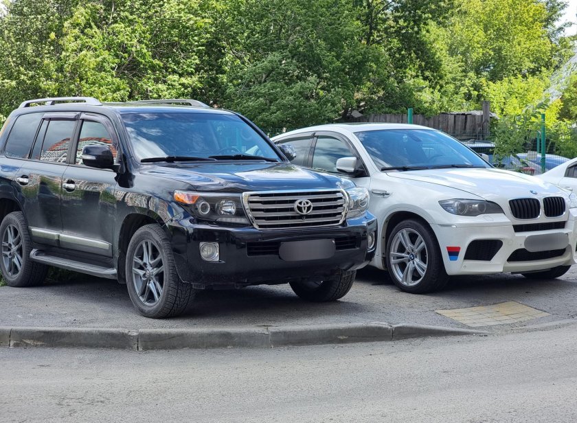 Тойота ленд крузер 200