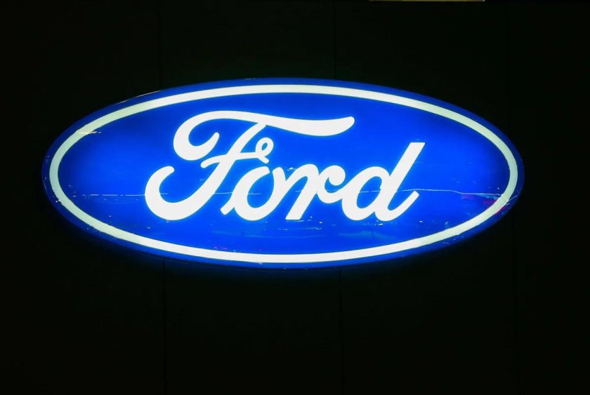 Ford logo 2003