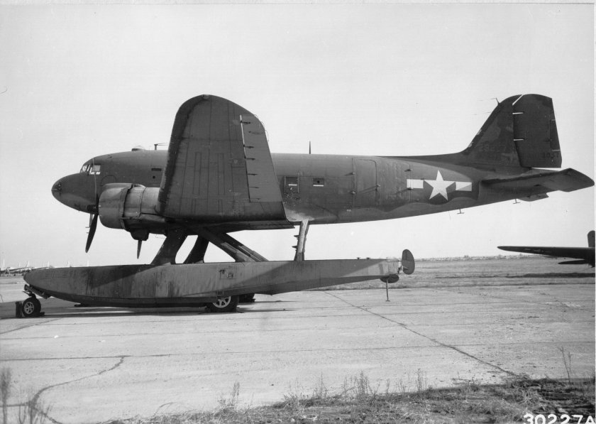 Douglas c-47 Skytrain