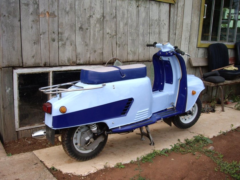 Мотороллер турист т200