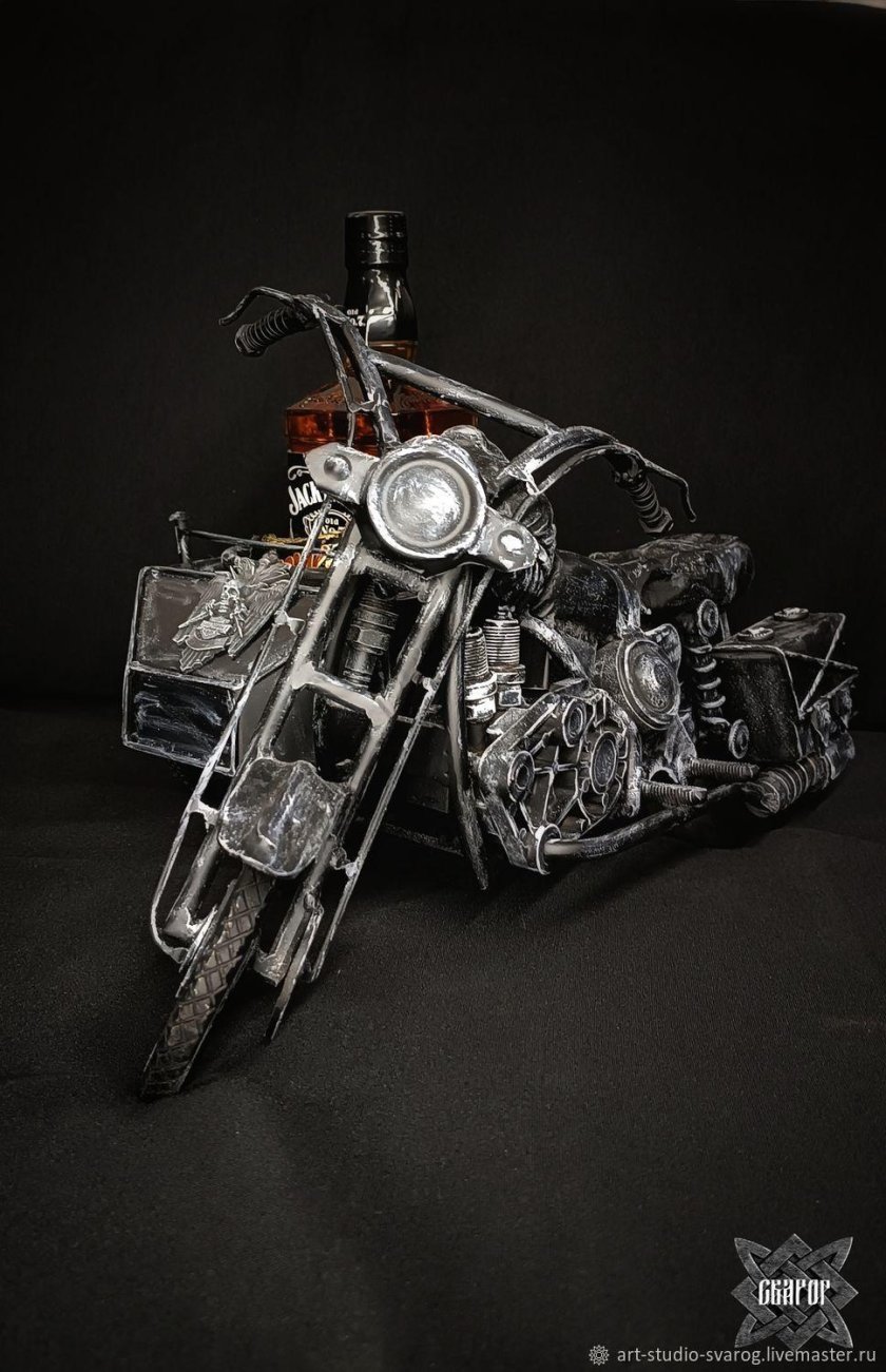 Мотоцикл металлический