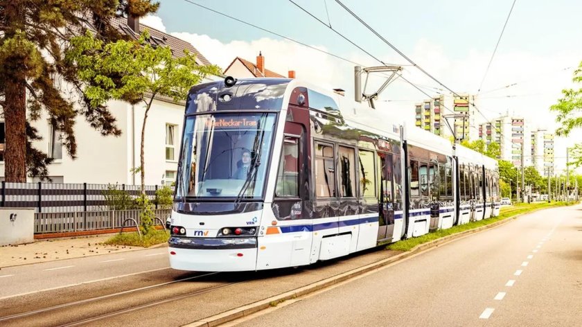 Самый длинный трамвай в мире