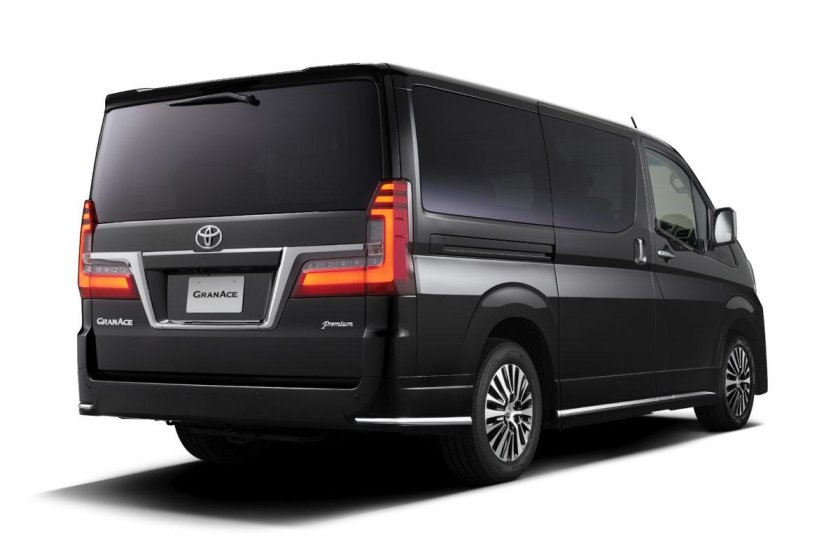Тойота Granace 2020