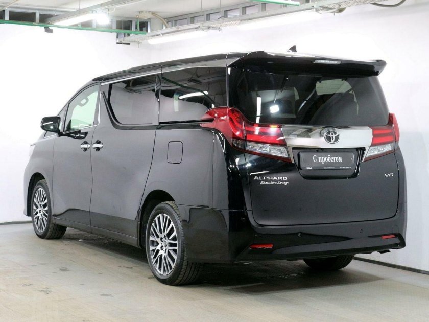 Тойота альфард 2018