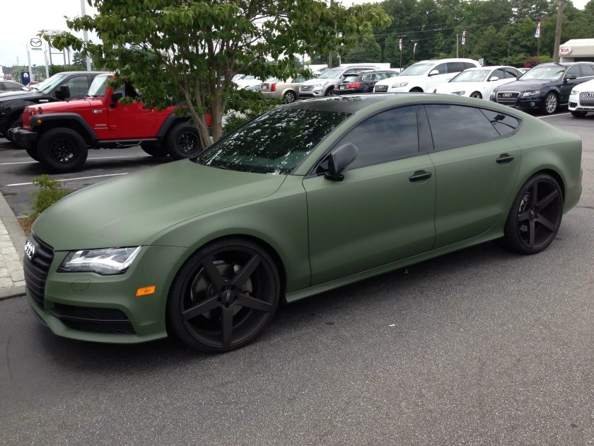 Ауди а5 темно зеленая матовая