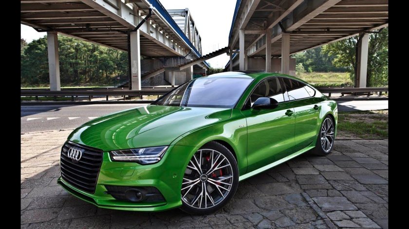 Audi a7 зеленая