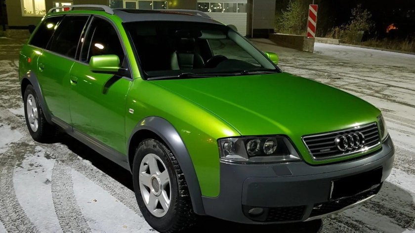Audi Allroad Green