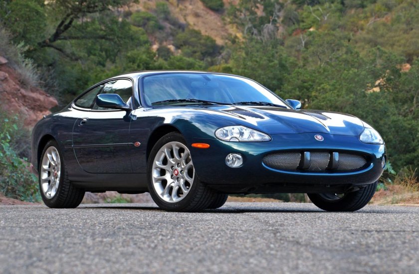 Ягуар XKR 2001
