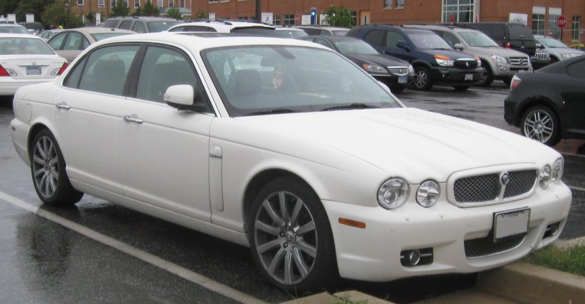 Jaguar XJ 2003