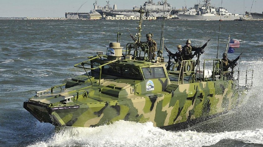 Cb90 Combat Boat