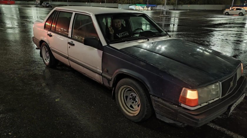 Volvo 940 80ые годы чб фото