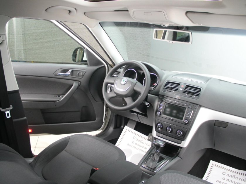 Шкода Йети 1.8 салон