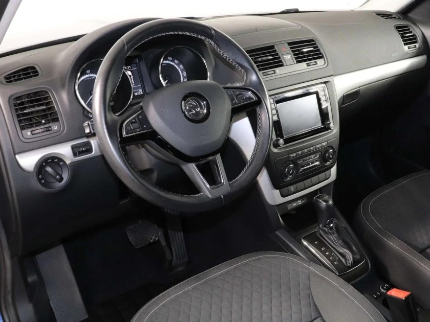 Skoda Yeti, 2012 DSG рукоятка